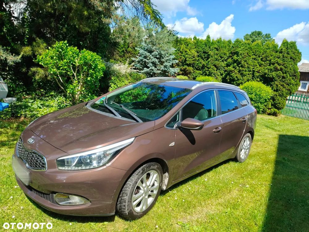 Kia Ceed - 4