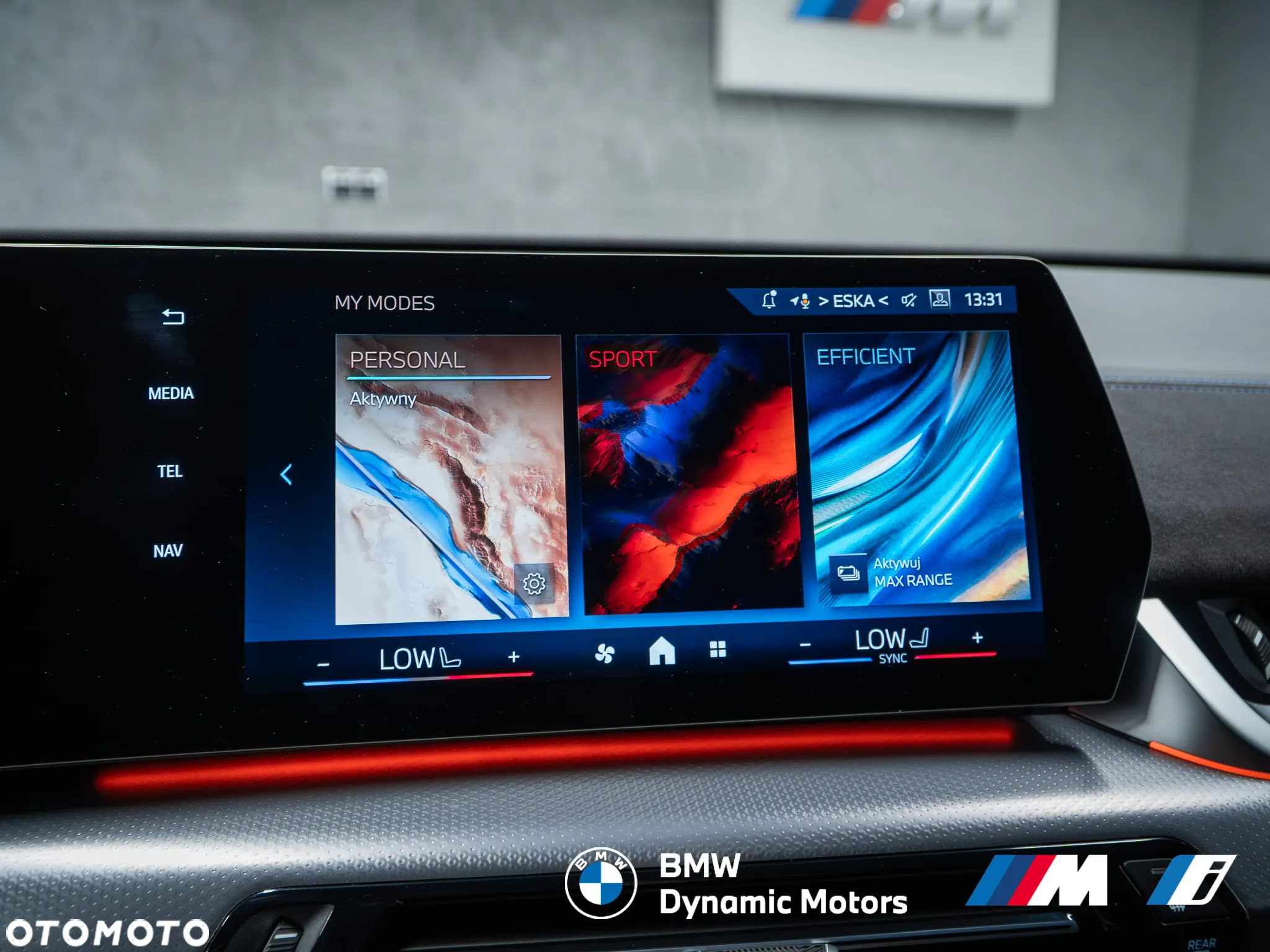 BMW iX2 eDrive20 - 32