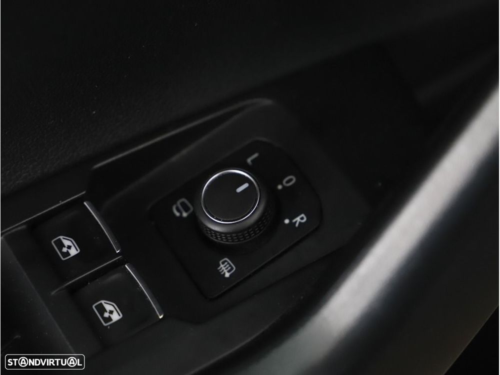 VW Taigo 1.0 TSI R-Line DSG - 22