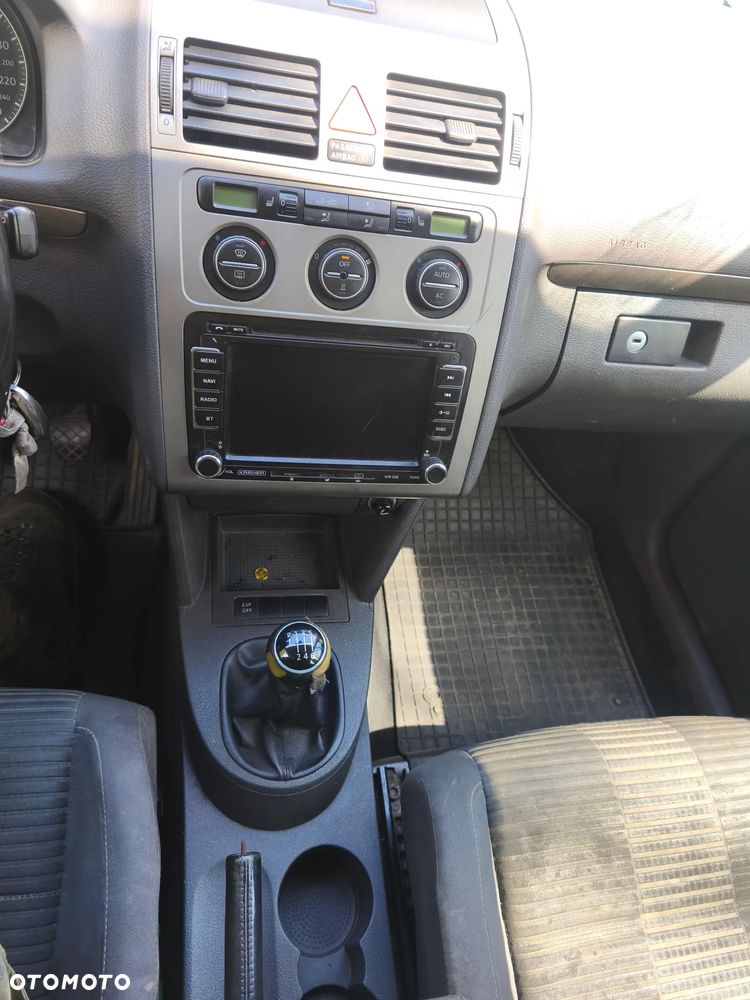 Volkswagen Touran 1.9 TDI Trendline - 8
