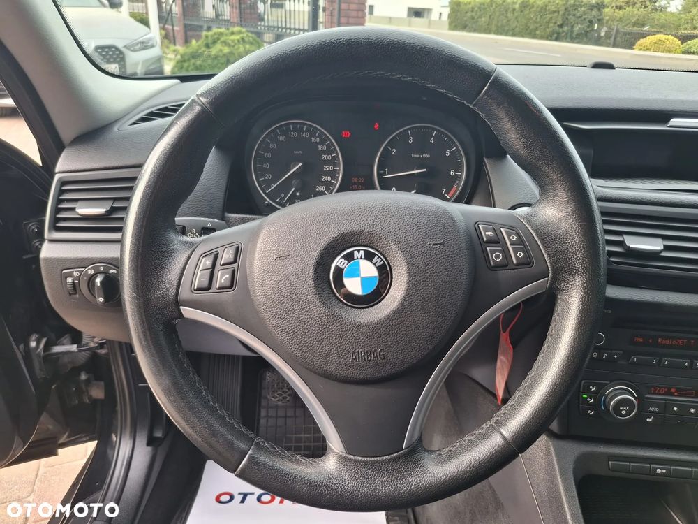 BMW X1 sDrive18i - 21