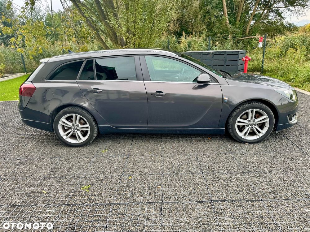 Opel Insignia 2.0 CDTI Sports Tourer 4x4 Automatik - 8