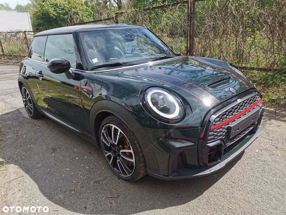MINI John Cooper Works Essential Trim - 3