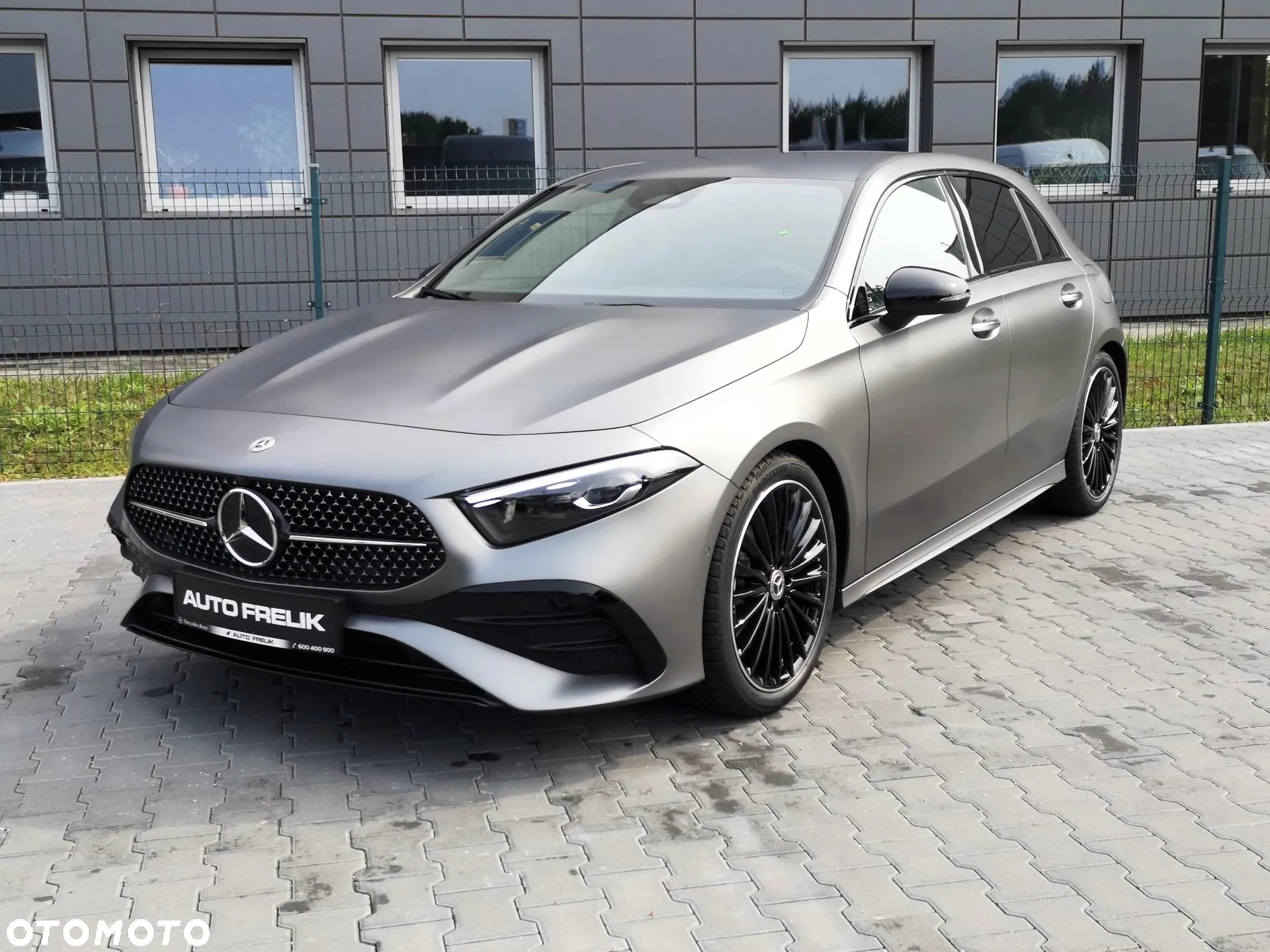 Mercedes-Benz Klasa A 220 4Matic 7G-DCT AMG Line - 2