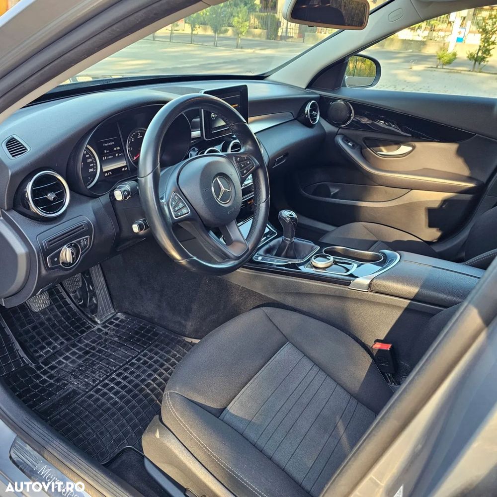 Mercedes-Benz C 200 BlueTec - 13
