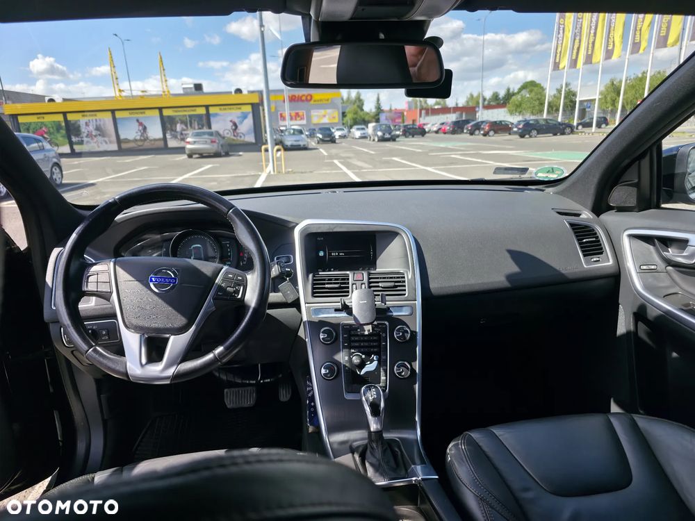 Volvo XC 60 D4 Geartronic Summum - 8