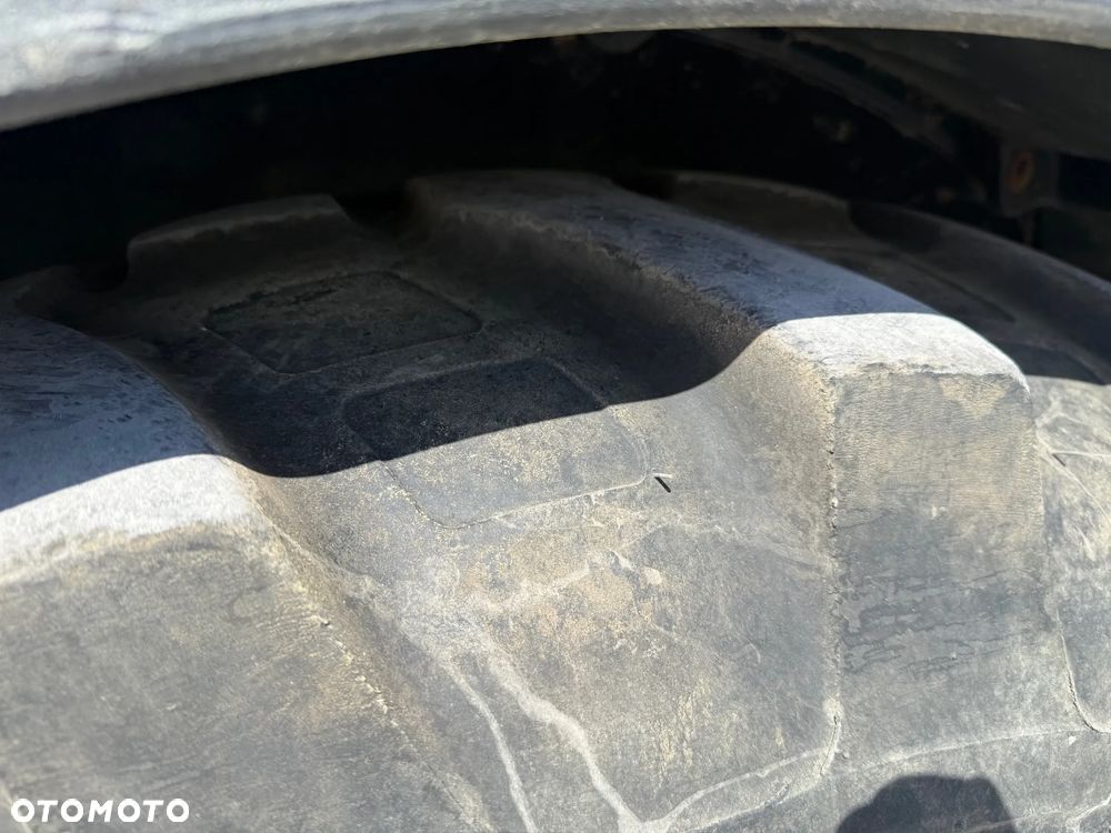 Terex 860 / 2012 / Uchylna Przednia Łyżka / Szybkozłącza - 15