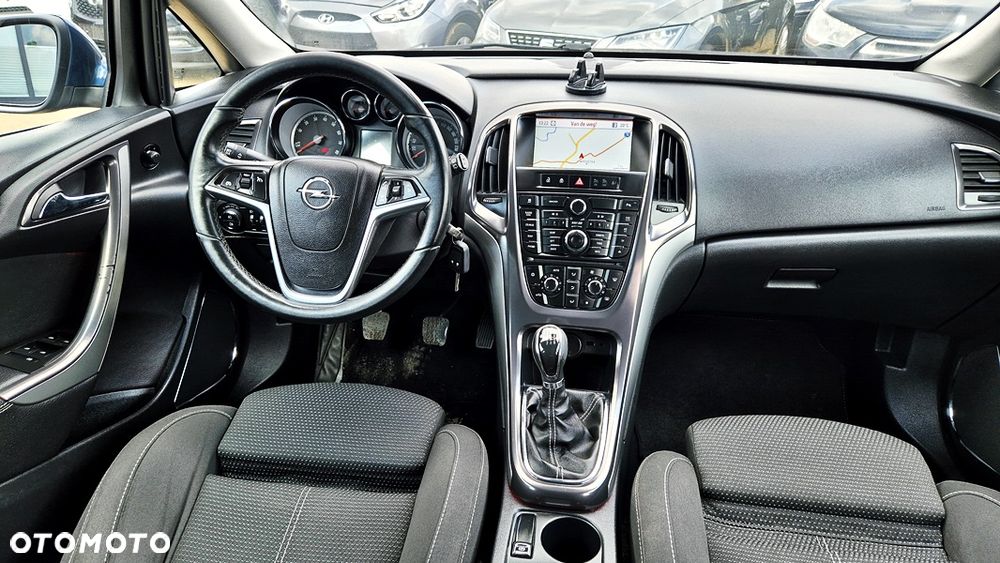 Opel Astra 1.4 Turbo Innovation - 36