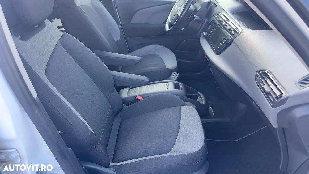 Citroën C4 Picasso - 9