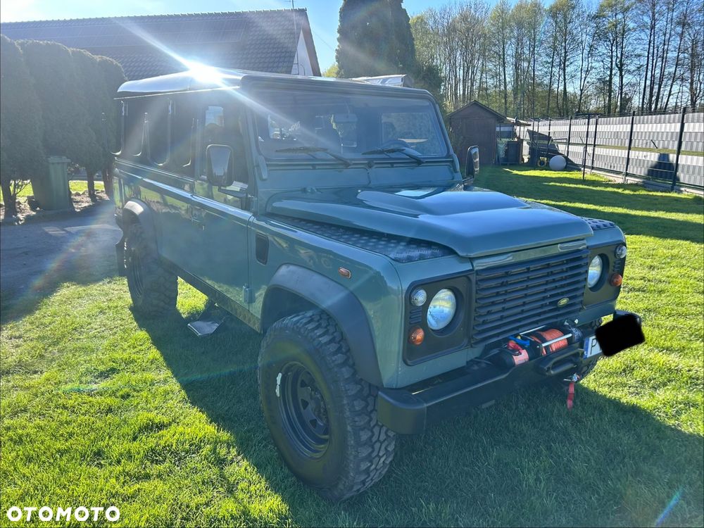 Land Rover Defender - 4