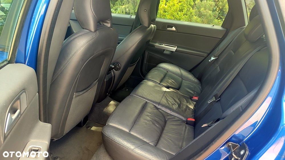 Volvo V50 2.0D Momentum - 30