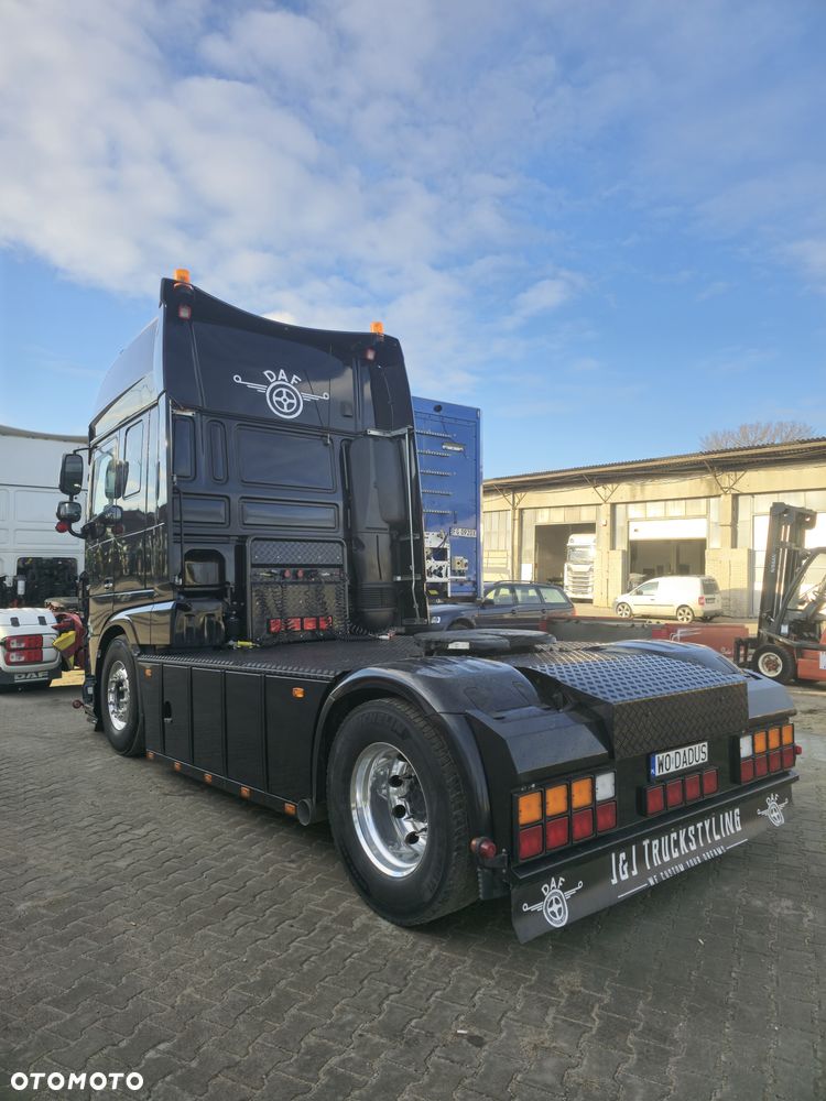 DAF 106 - 11
