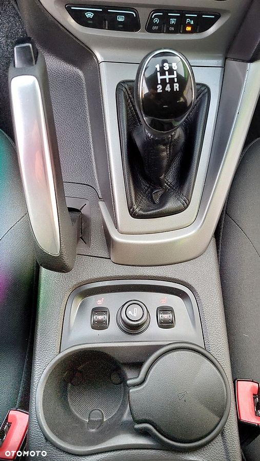 Ford Focus 1.0 EcoBoost Start-Stopp-System Champions Edition - 19