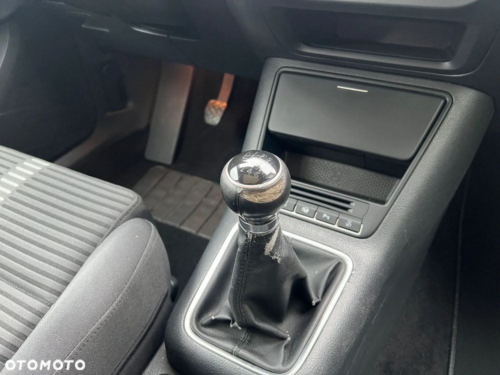 Volkswagen Tiguan - 19