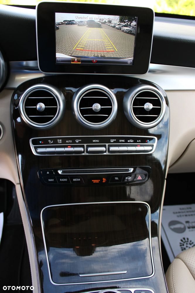 Mercedes-Benz GLC 300 4Matic 9G-TRONIC - 29