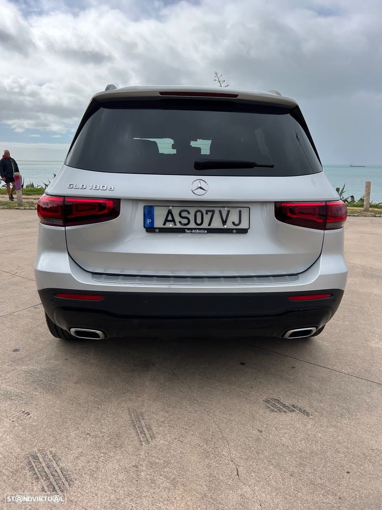 Mercedes-Benz GLB 180 d - 16