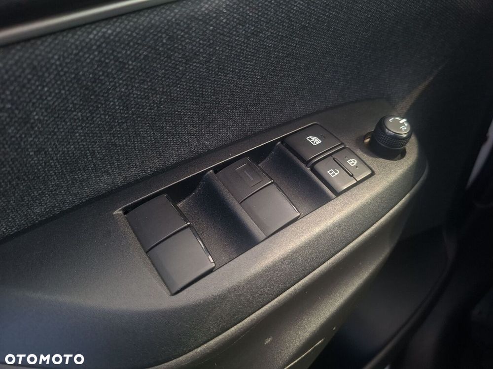 Toyota Yaris Hybrid 1.5 Comfort - 23
