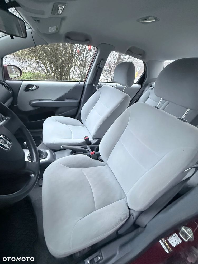 Honda City 1.4 Comfort - 16