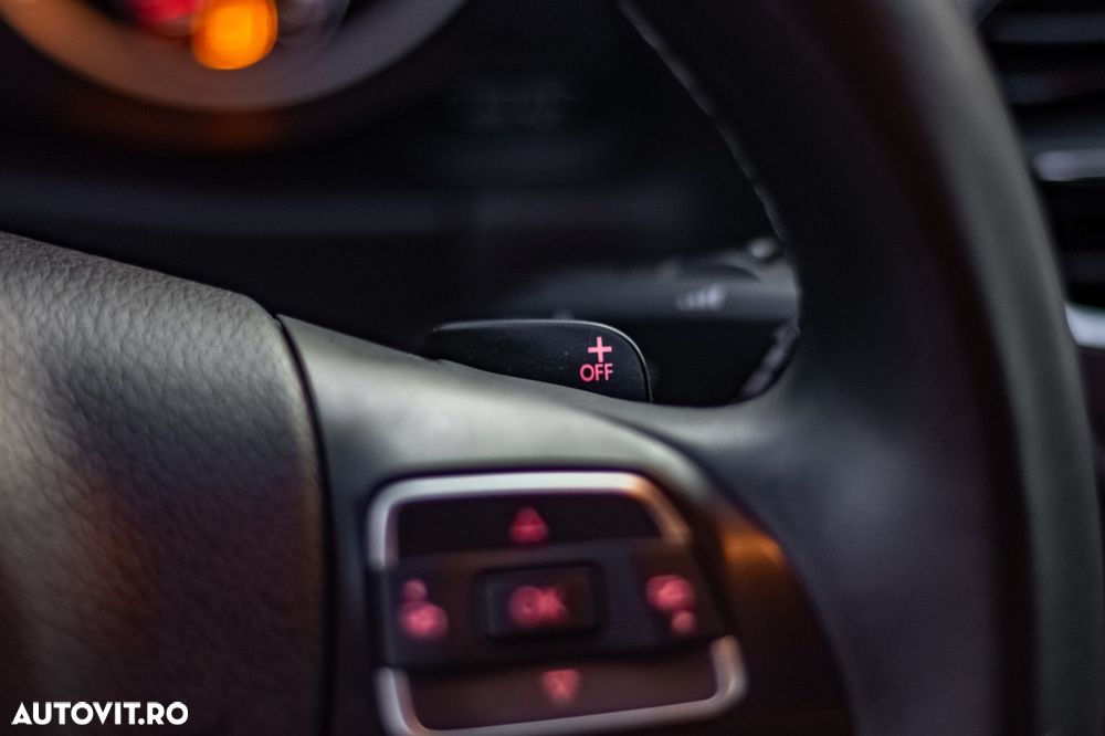 Volkswagen Tiguan 2.0 TDI DPF 4Motion BlueMotion Technology DSG Sport & Style - 19