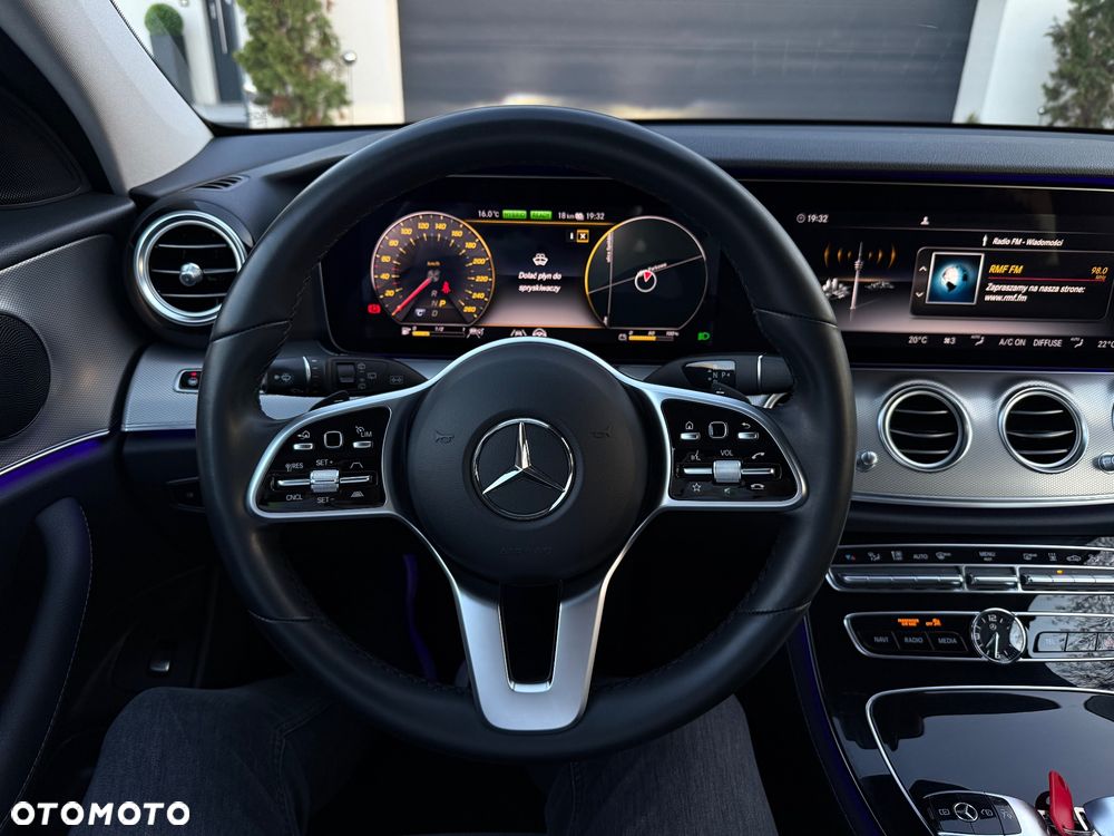 Mercedes-Benz Klasa E 300 de 9G-TRONIC Avantgarde - 16