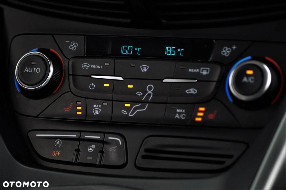 Ford Kuga - 39