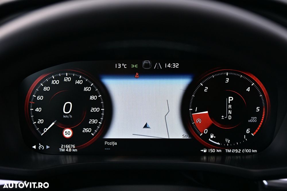 Volvo XC 60 D4 AWD Geartronic Momentum - 22