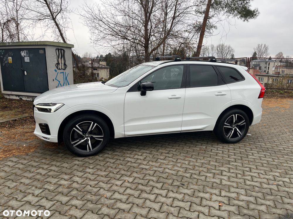 Volvo XC 60 T5 R-Design - 4