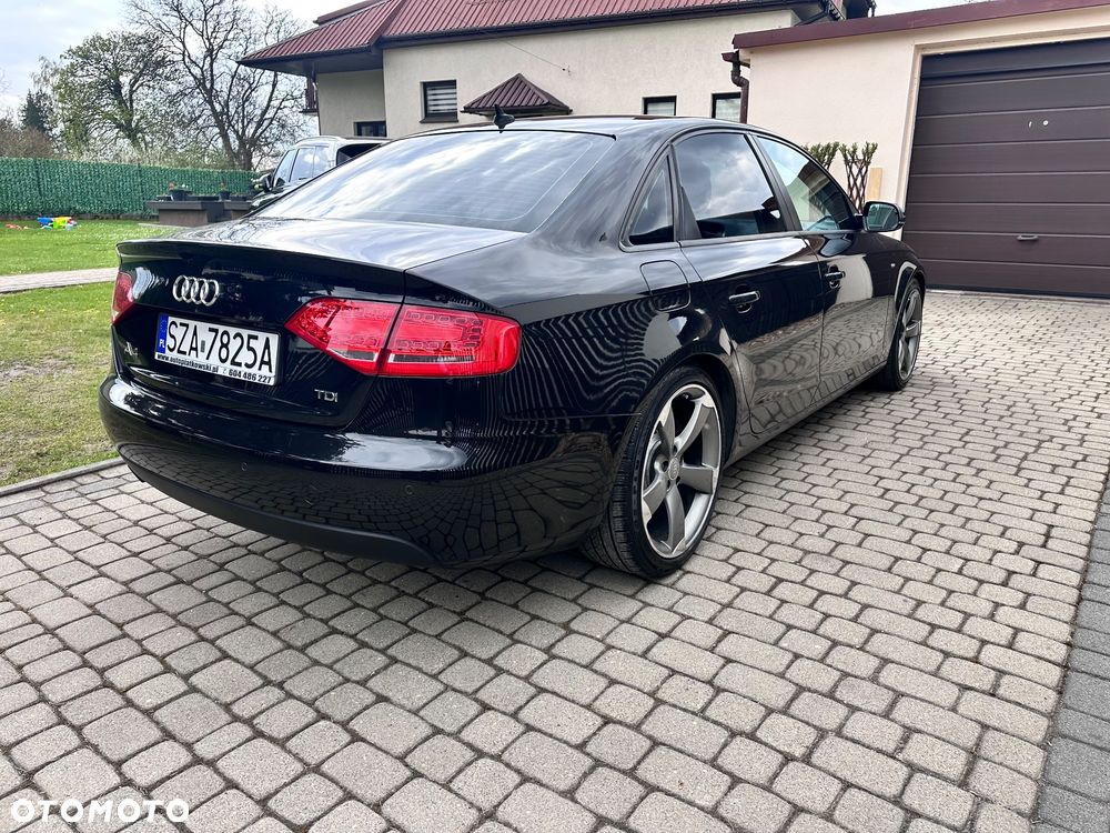 Audi A4 Avant 2.0 TDI DPF Ambiente - 8
