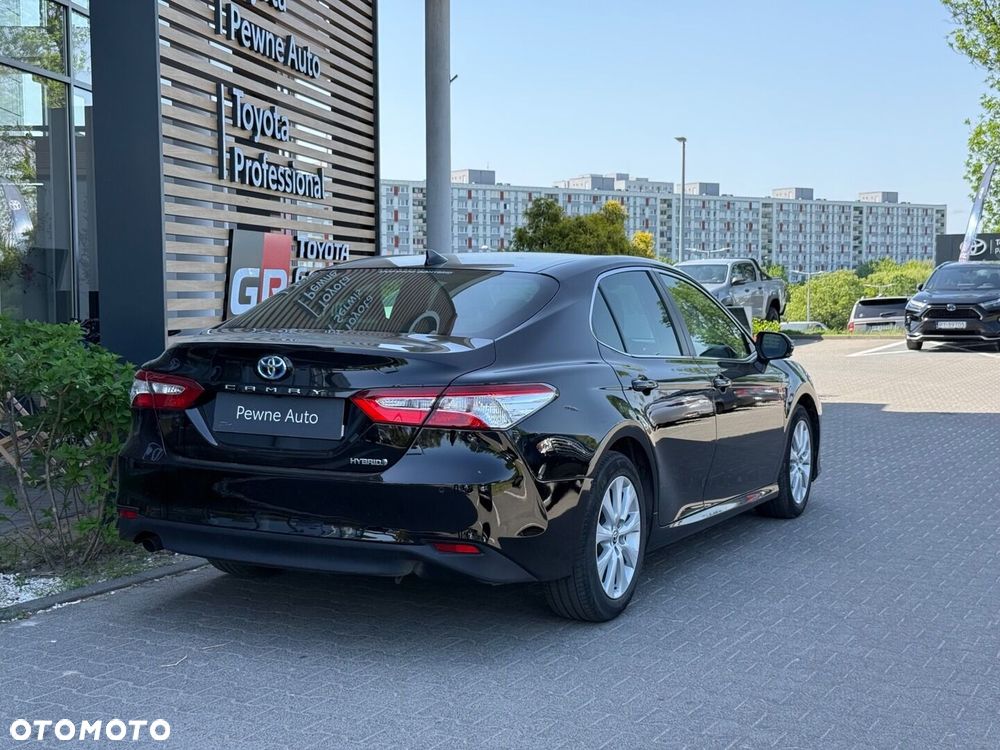 Toyota Camry 2.5 Hybrid Comfort CVT - 3