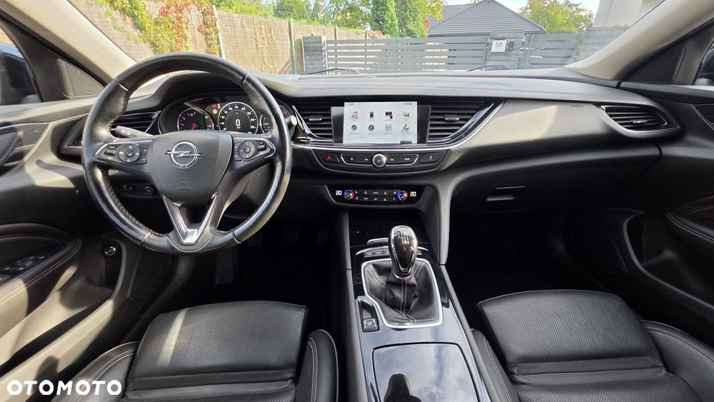 Opel Insignia CT 2.0 CDTI 4x4 Exclusive S&S - 9