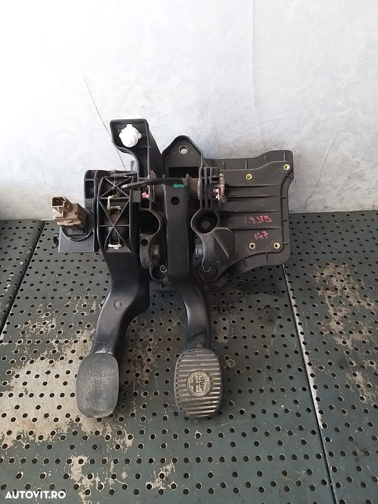 Ansamblu pedalier 1.9 jtd alfa romeo 147 937 3809370012 - 1