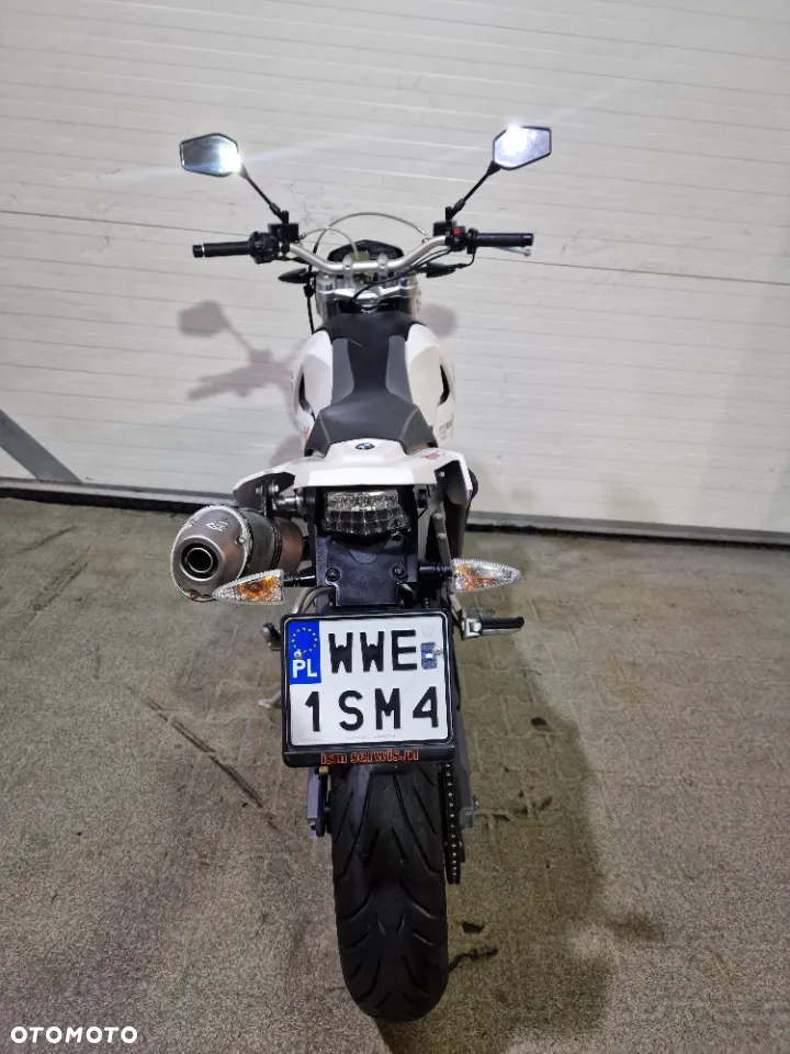 BMW G - 33