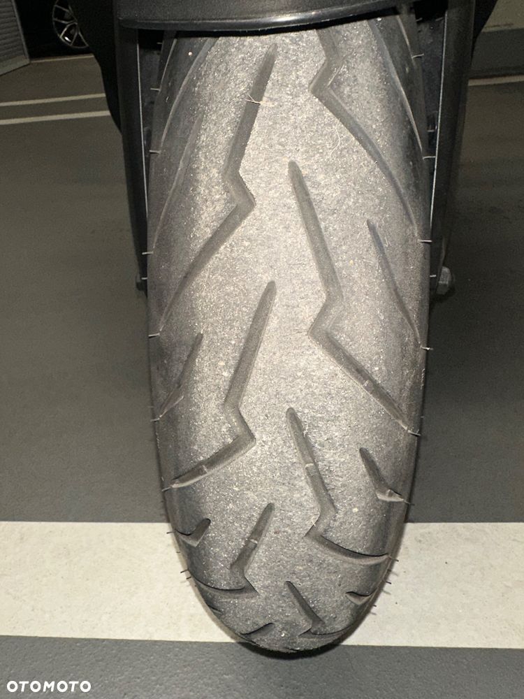 Yamaha X-max - 10