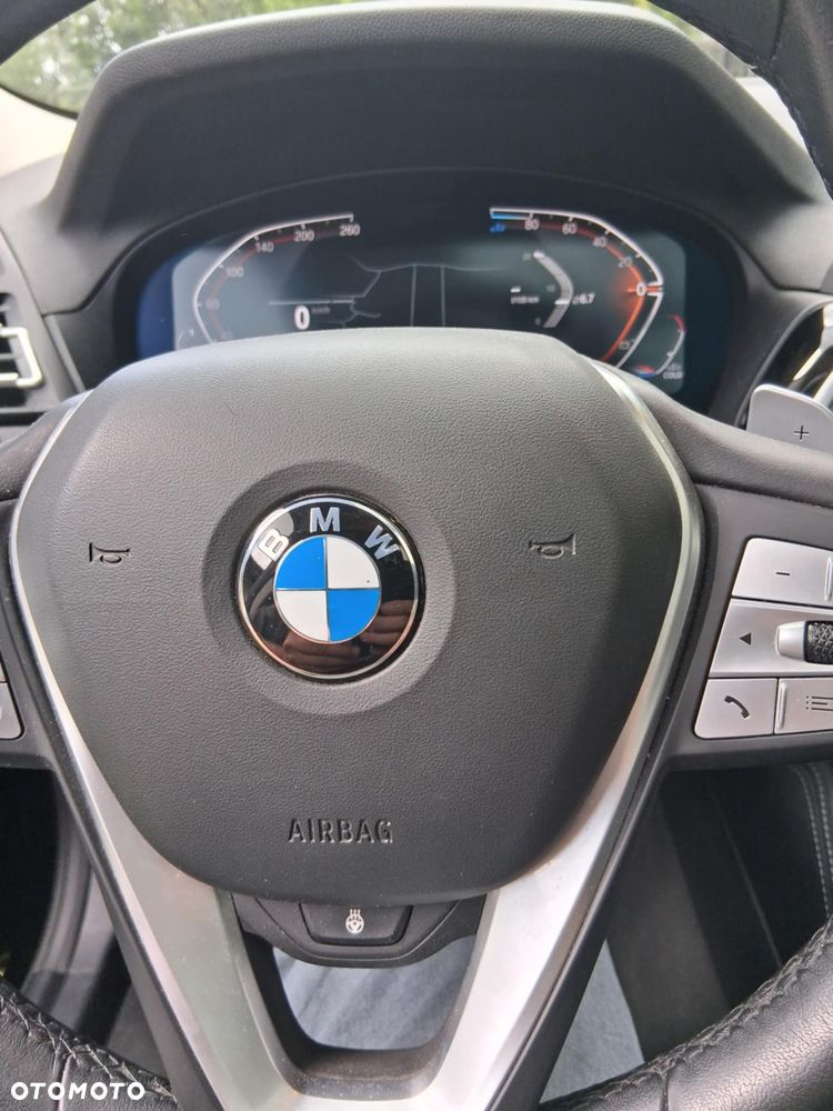 BMW X4 xDrive20d - 9