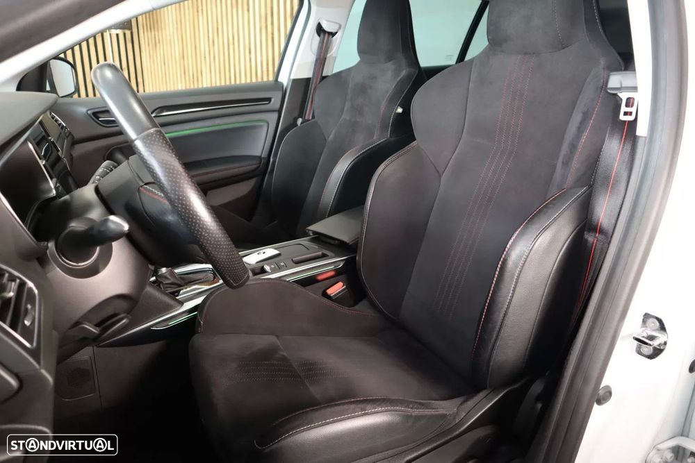 Renault Mégane E-Tech Plug-in 160 R.S. LINE - 6