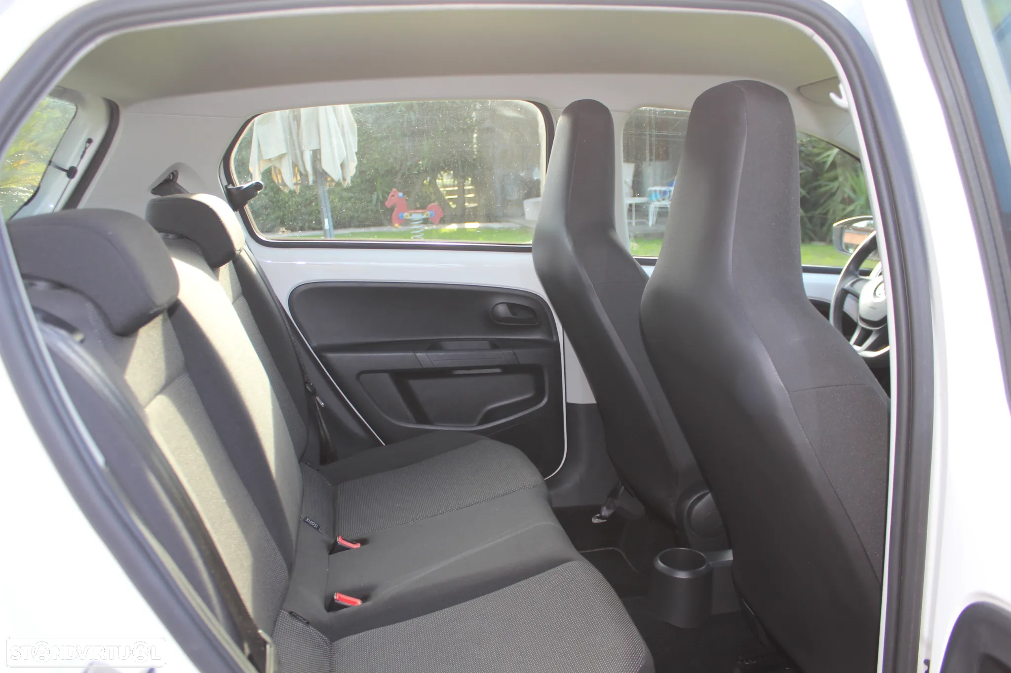 VW Up! 1.0 BMT Move - 21