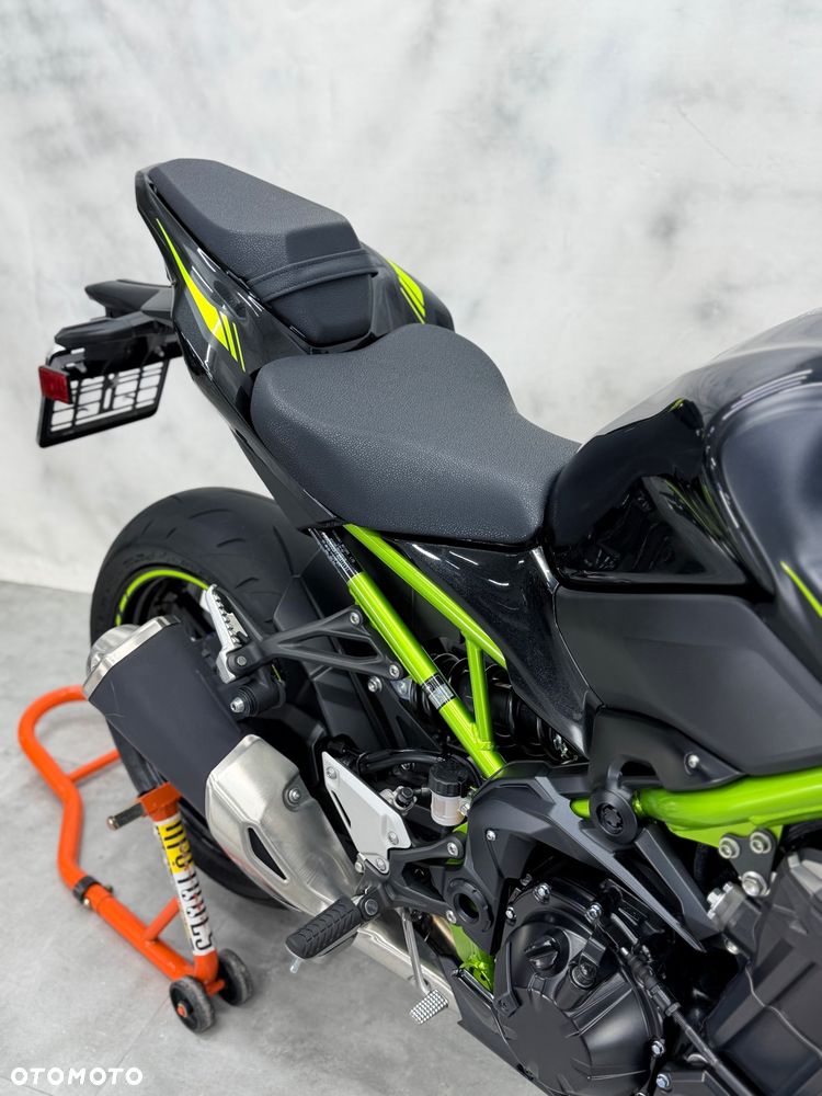 Kawasaki Z 900 - 22