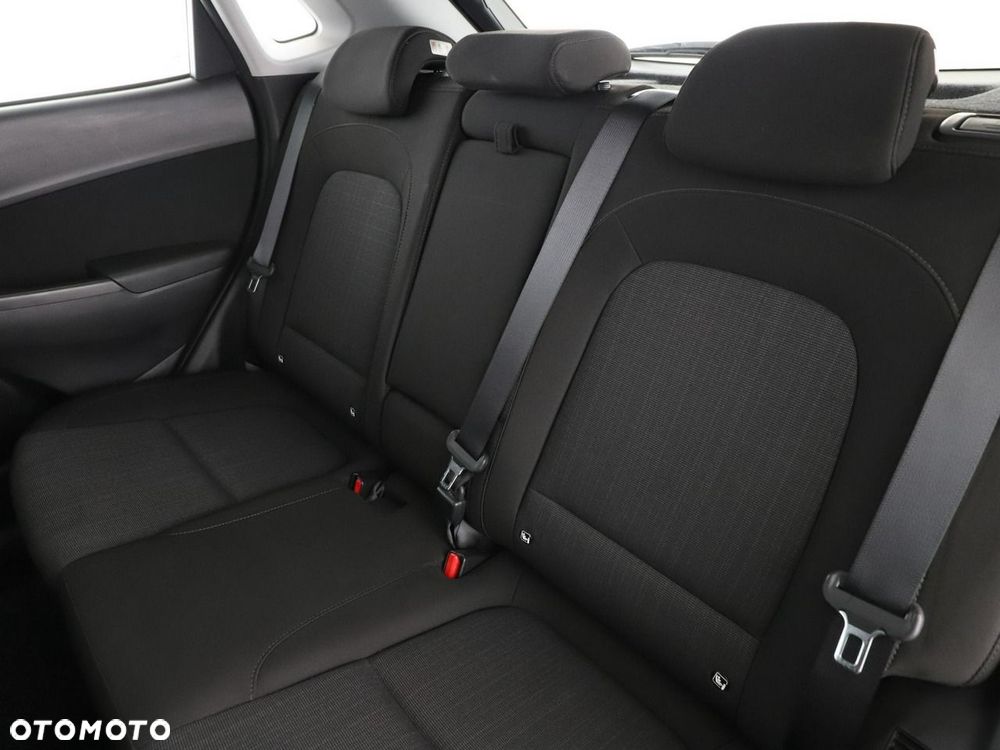 Hyundai Kona - 18