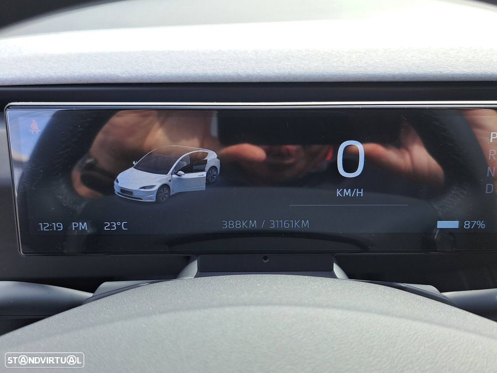Tesla Model 3 Tração Traseira Premium - 32