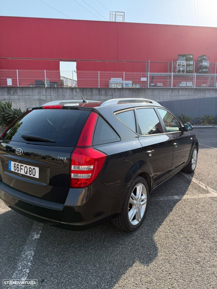 Kia Ceed SW 1.6 CRDi EX - 10