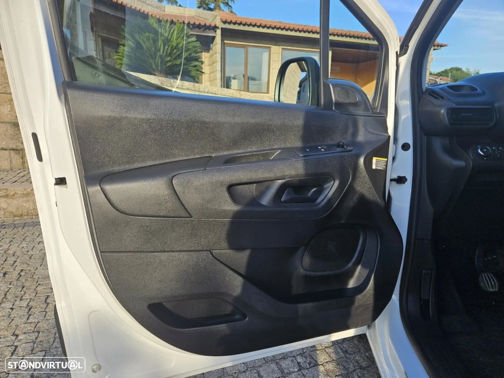 Opel COMBO 1.5 CDTi LONGA - 11