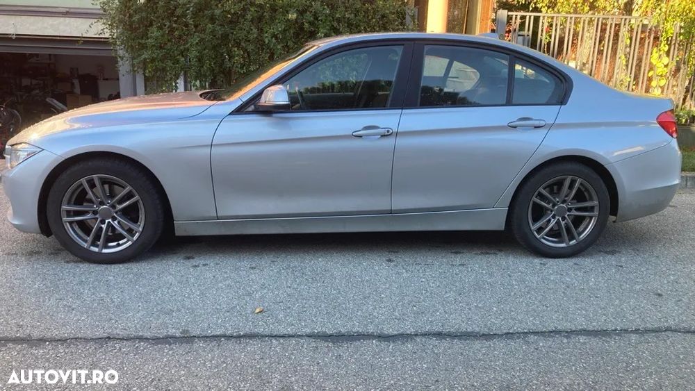 BMW Seria 3 320d Aut. - 3