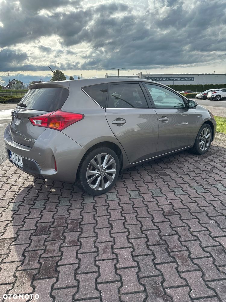 Toyota Auris - 4