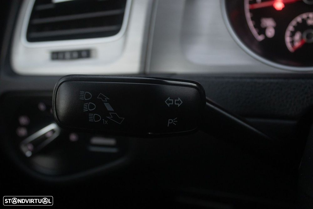 VW Golf 1.6 TDi BlueMotion Confortline - 15