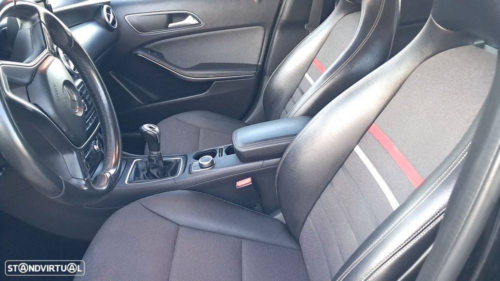 Mercedes-Benz A 180 CDI (BlueEFFICIENCY) Urban - 17