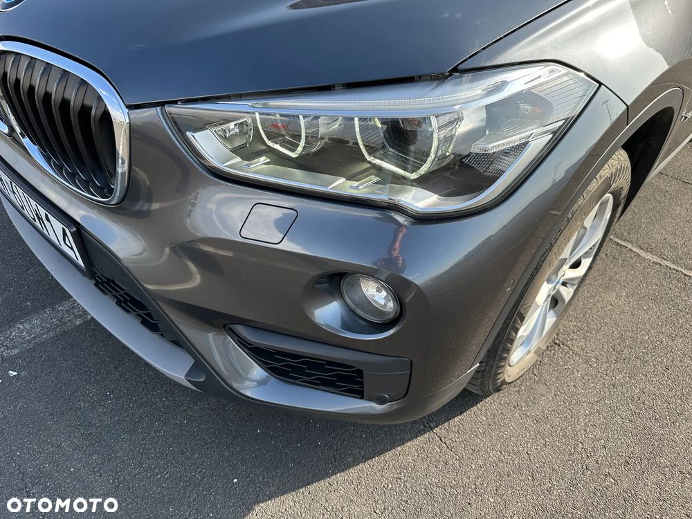 BMW X1 xDrive20d Sport Line - 18