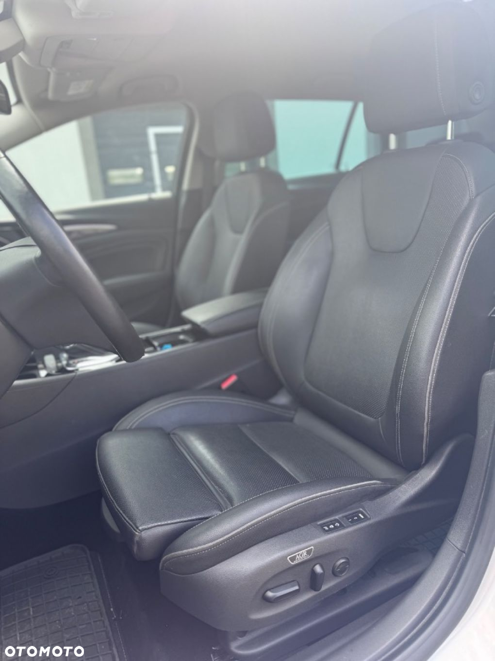 Opel Insignia - 18