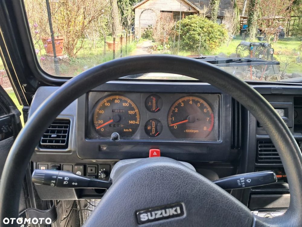 Suzuki Samurai 1.3 JX Canvas Top - 16