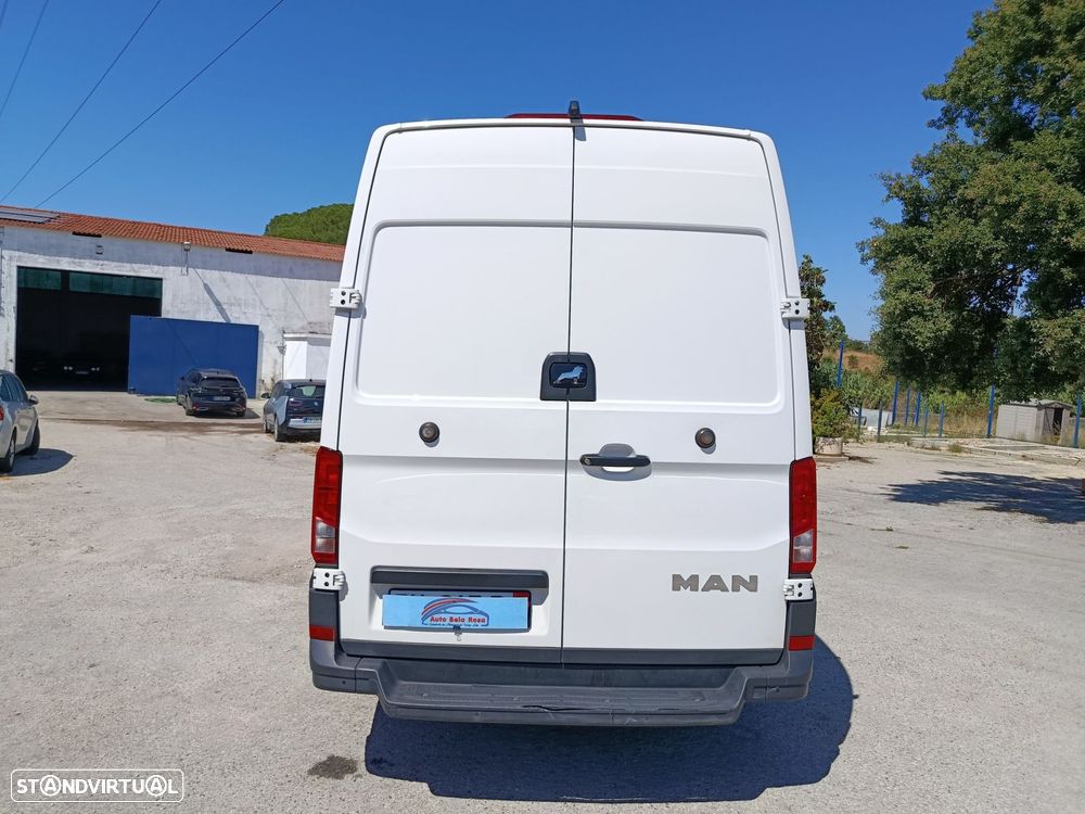 MAN TGE 3.140 Longo Alto Aut. - 17