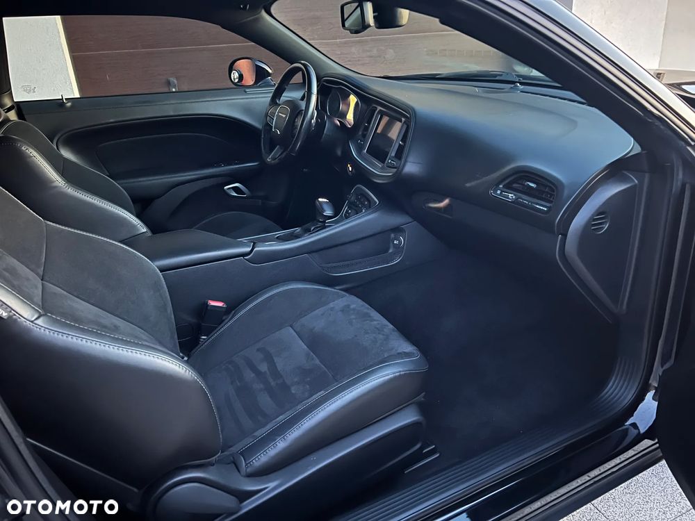 Dodge Challenger 3.6 GT Plus AWD - 20